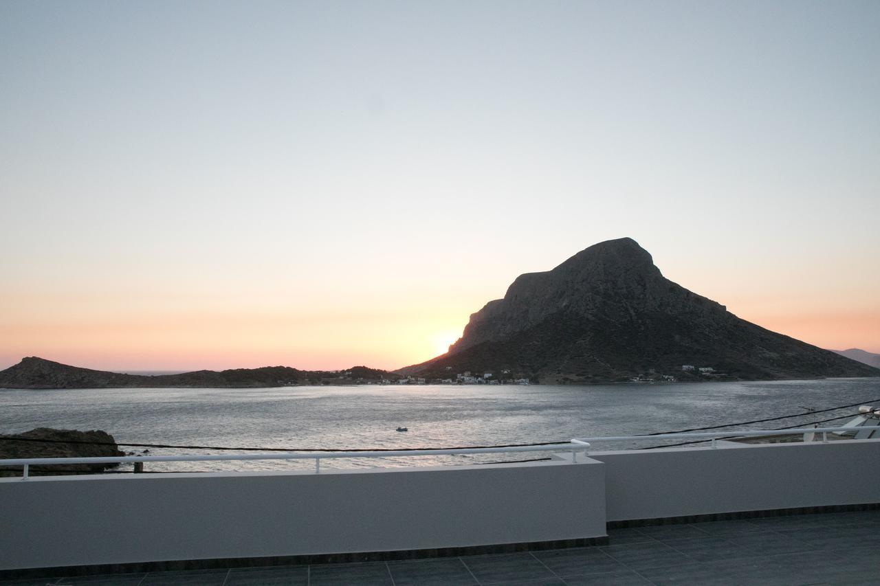 Hyperion Hotel Myrties Buitenkant foto