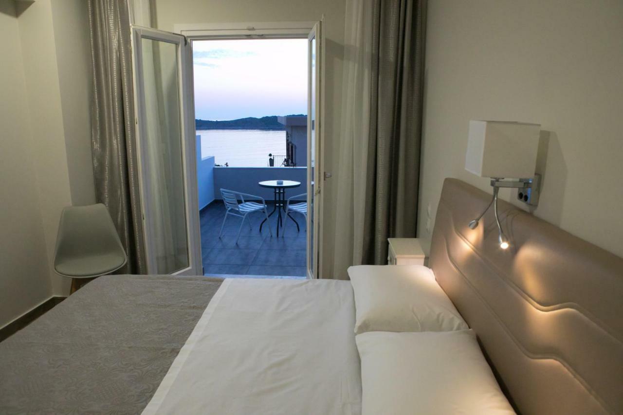 Hyperion Hotel Myrties Buitenkant foto